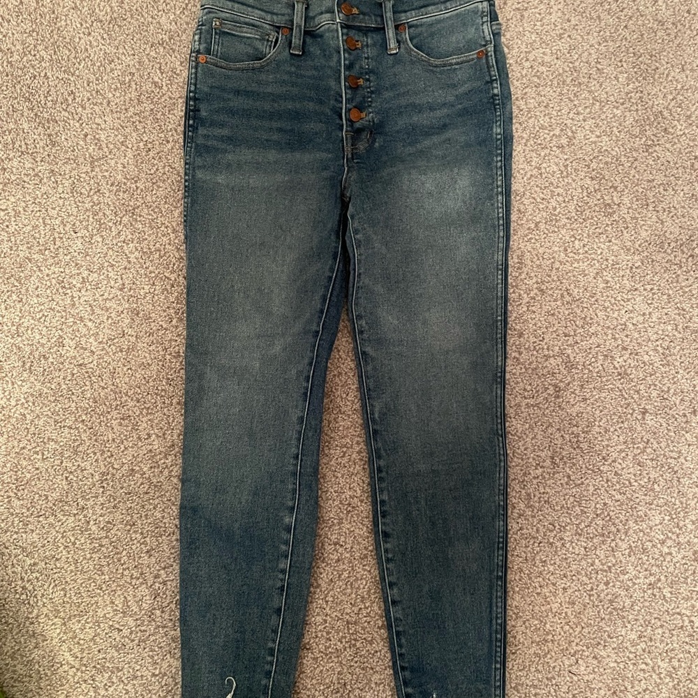 Madewell high rise jeans size 29.